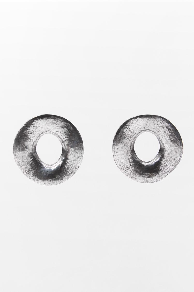 IRREGULAR CIRCLE EARRINGS