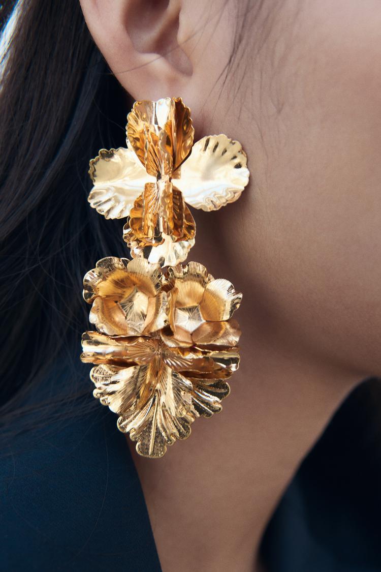 METAL FLOWER EARRINGS