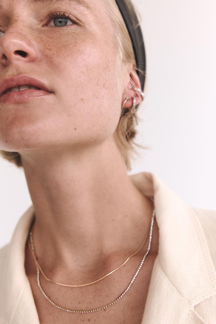 PACK OF RHINESTONE NECKLACES