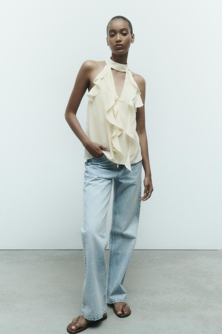 RUFFLED HALTERNECK TOP