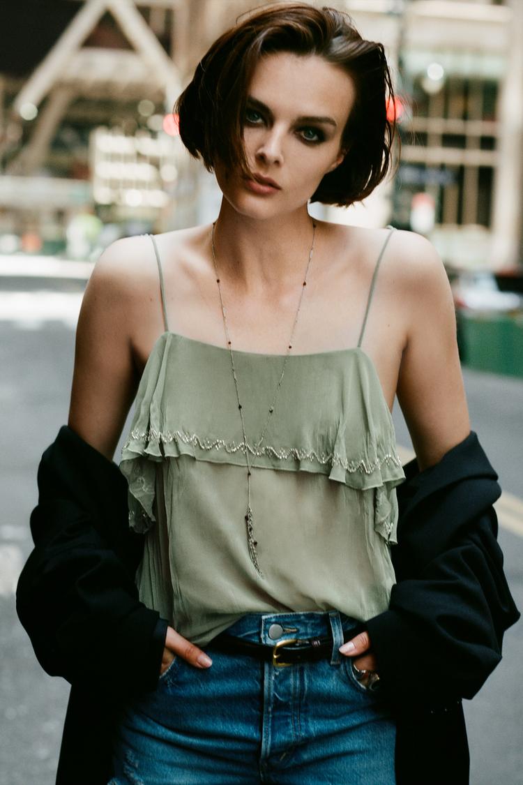 WRINKLED TOP WITH EMBROIDERED TIES