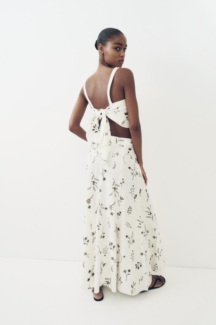 EMBROIDERED LINEN BLEND TOP