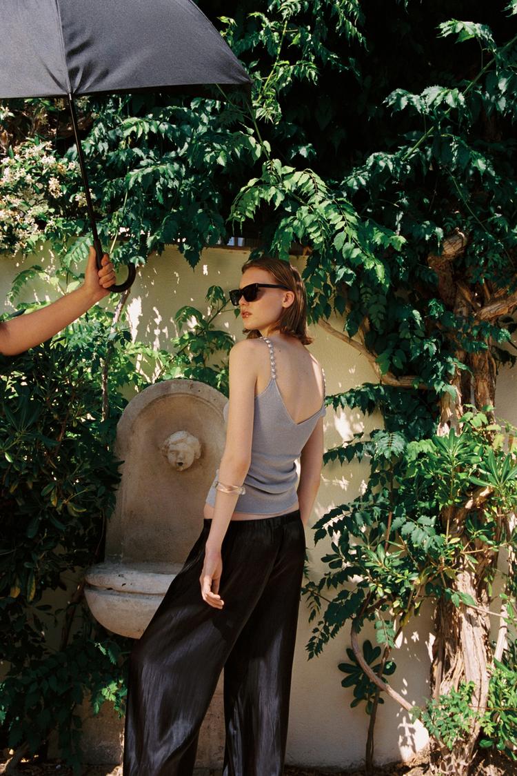 KNIT TOP WITH RHINESTONES