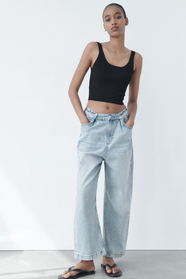 RIBBED KNIT CROP TOP