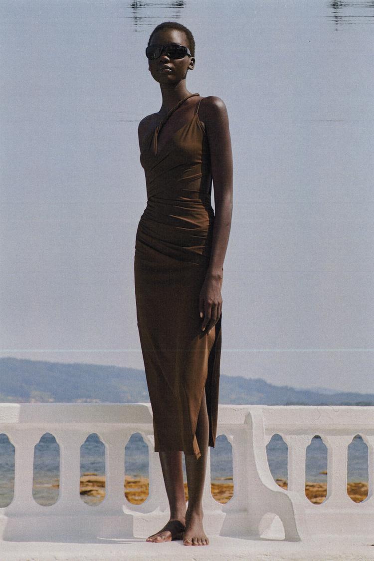 GATHERED DETAIL CUT-OUT DRESS