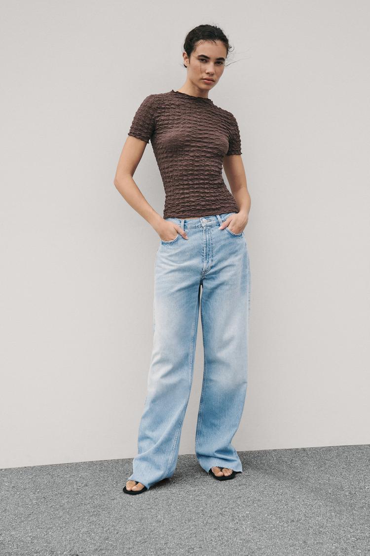 TEXTURED TOP