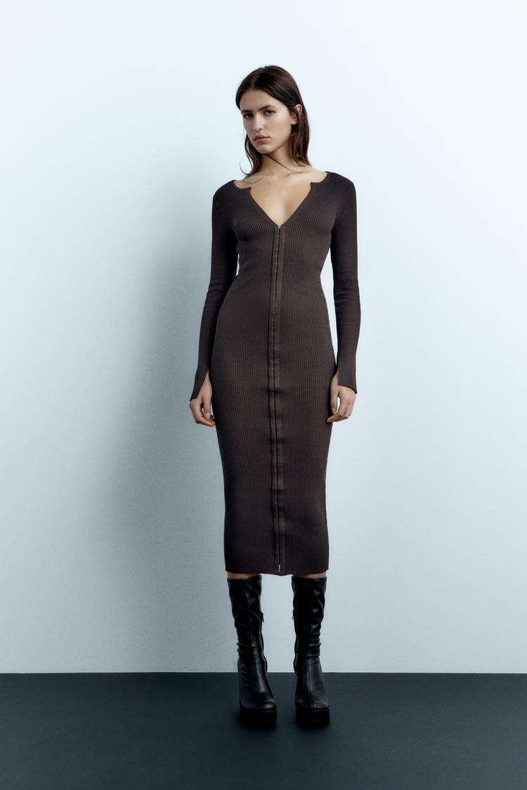 FITTED HOOK CLOSURE KNIT DRESS