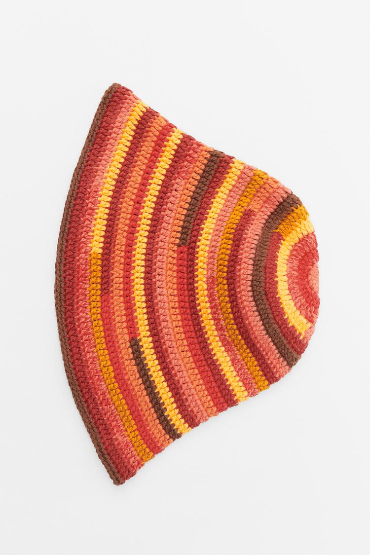 STRIPED CROCHET HAT