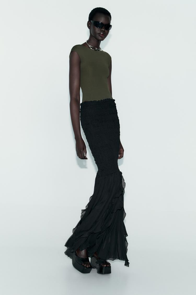 SLEEVELESS SHAPE BODYSUIT