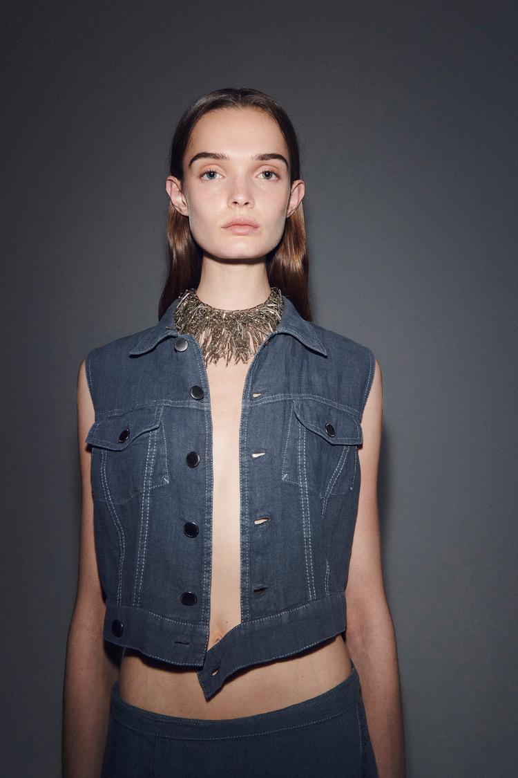 LINEN WAISTCOAT WITH TOPSTITCHING