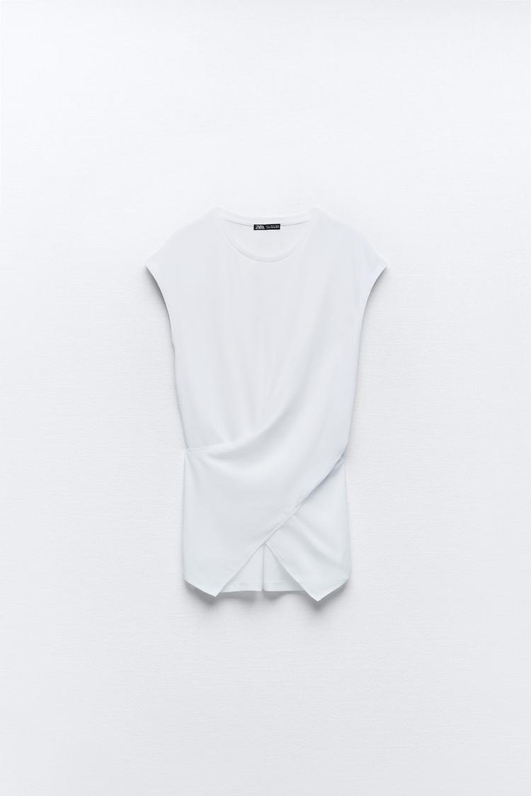 CUT-OUT T-SHIRT