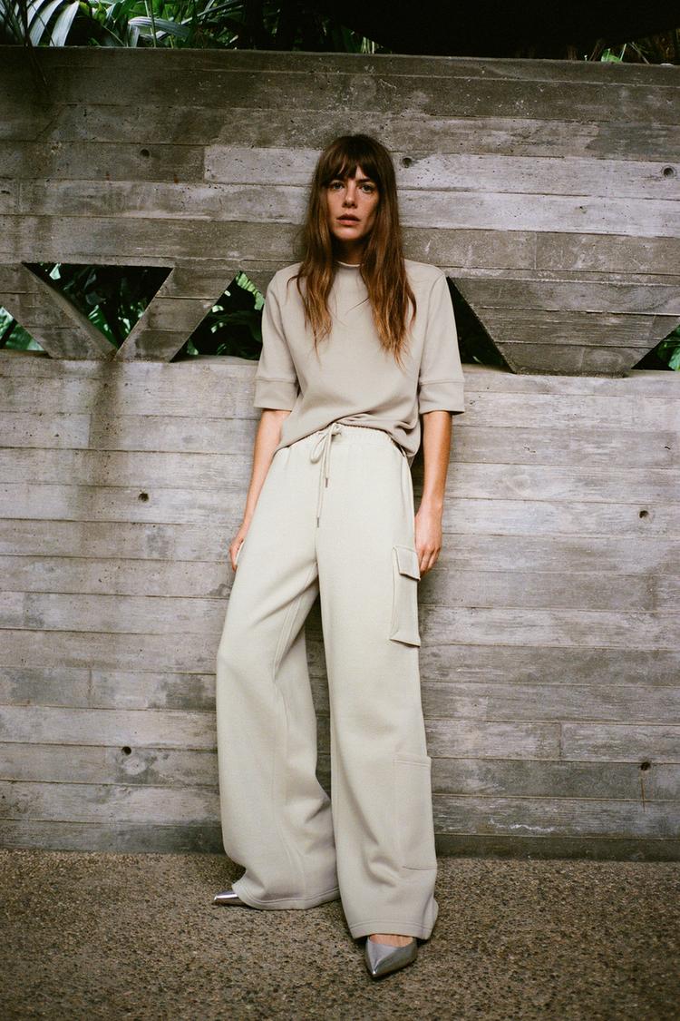 INTERLOCK MOCK NECK T-SHIRT