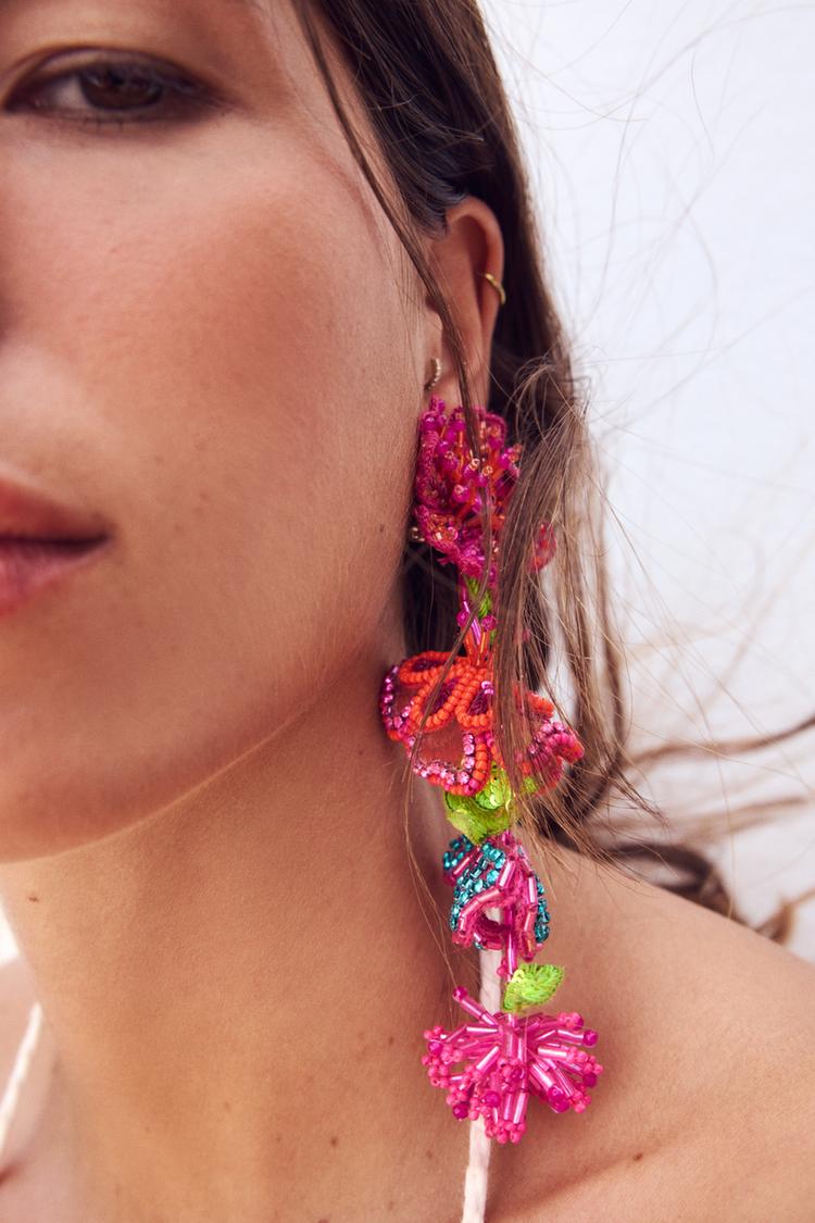BEADED FLORAL EARRINGS