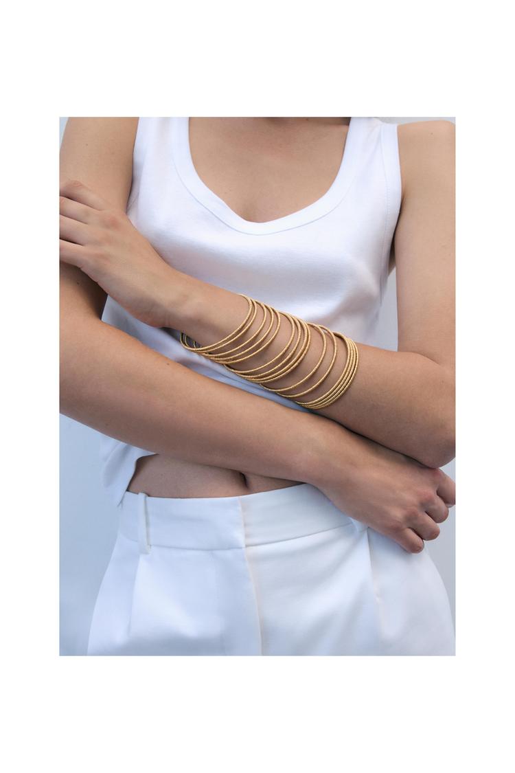 PACK OF METALLIC BRACELETS