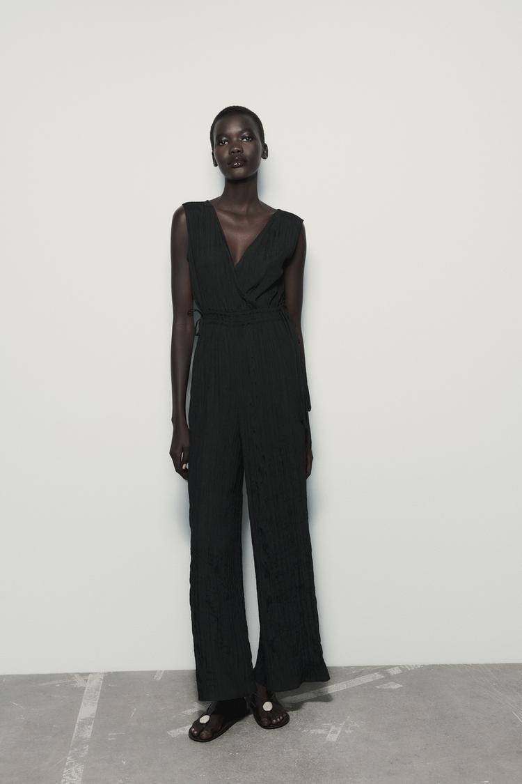 SATIN JUMPSUIT WITH WRINKLED EFFECT