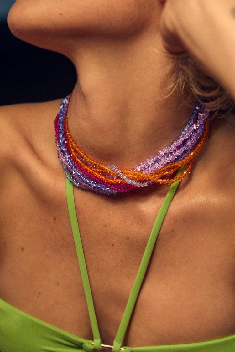 NECKLACE WITH MULTICOLOURED BEADS