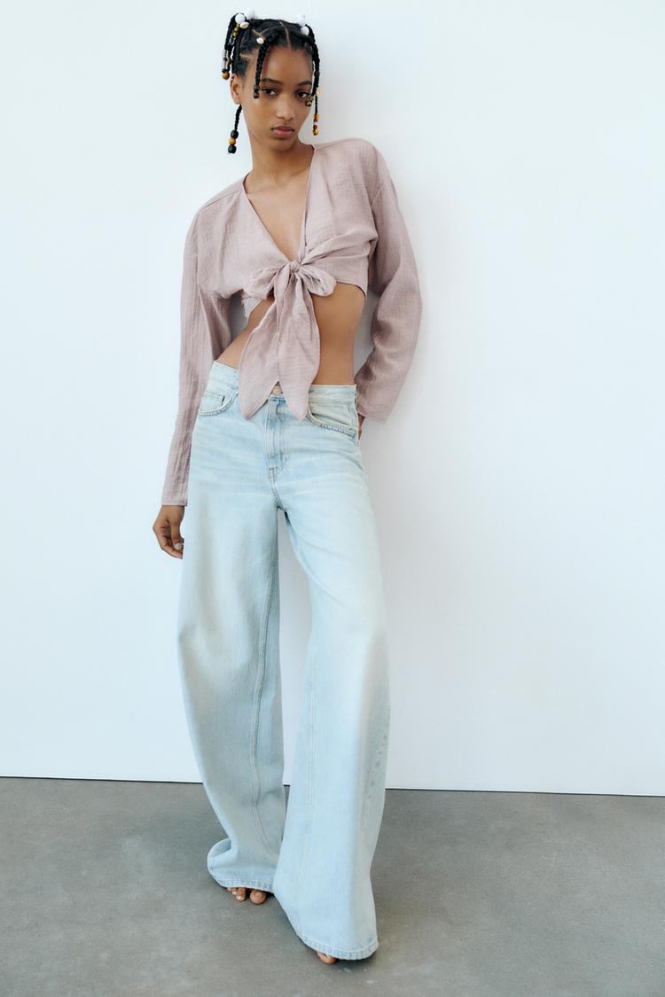 TEXTURED TOP WITH KNOT