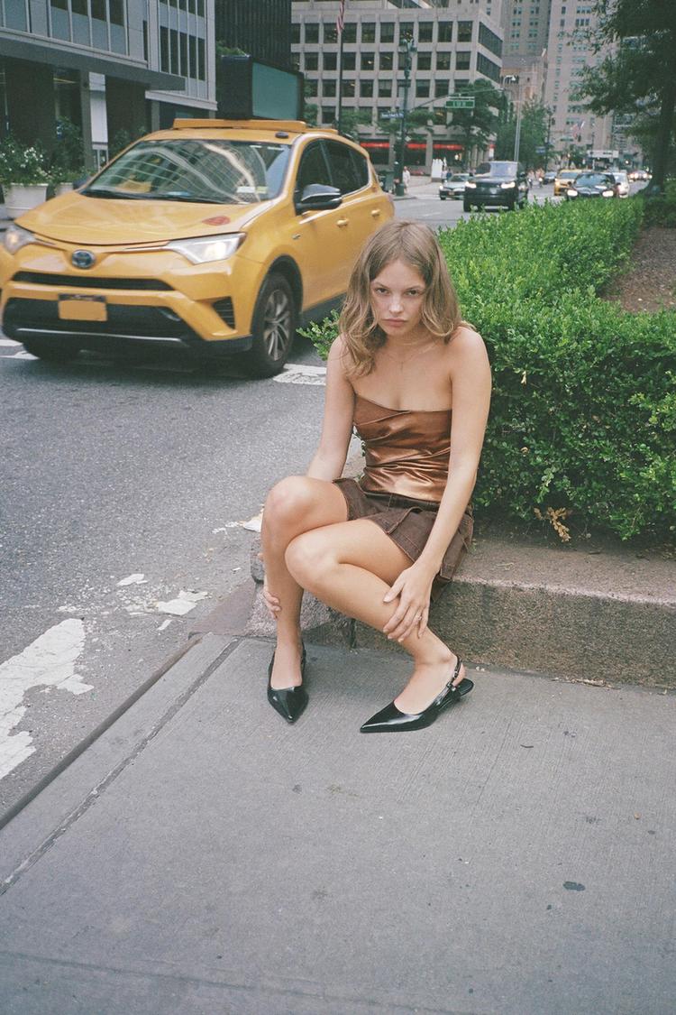 METALLIC STRAPLESS TOP