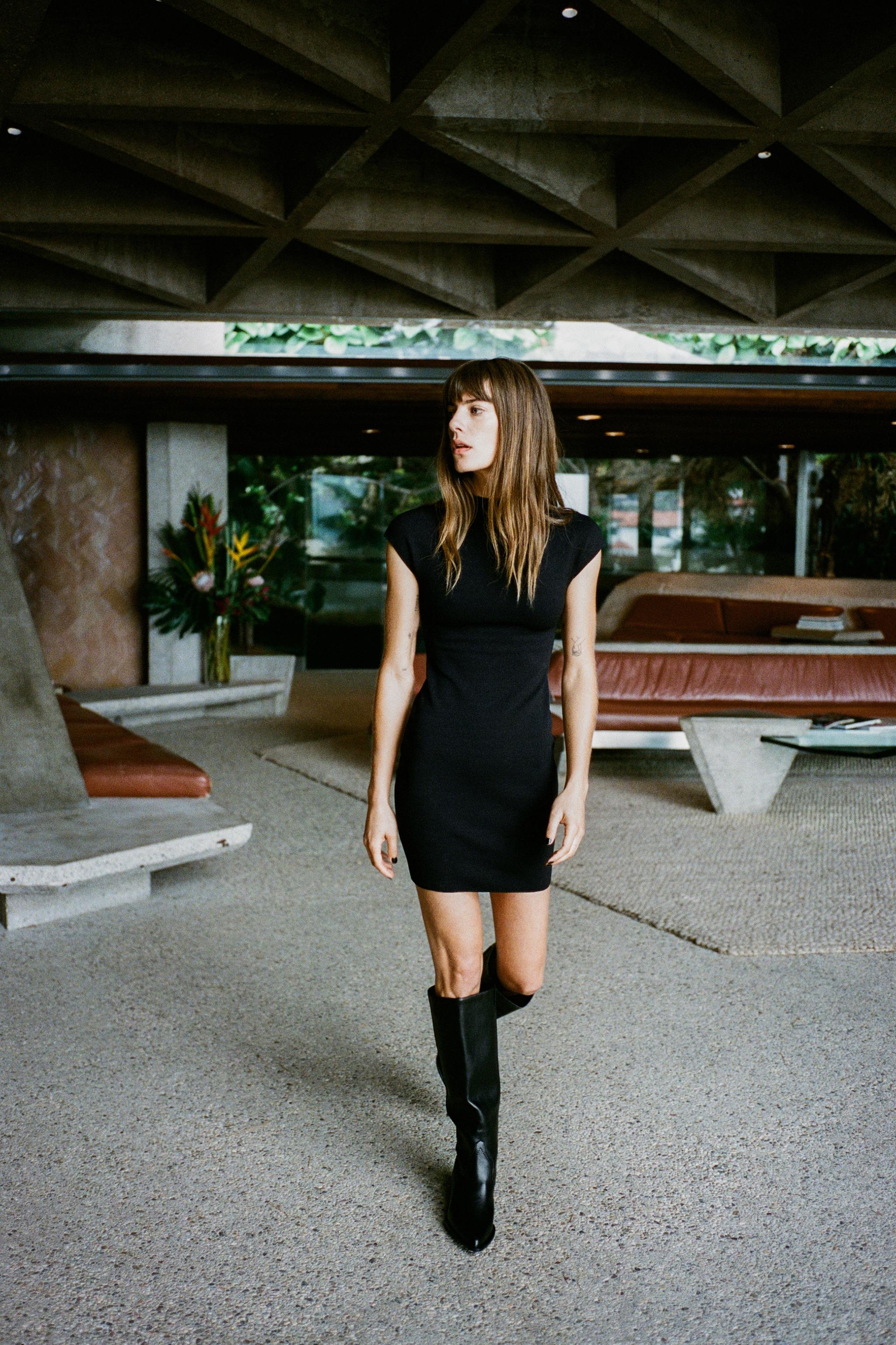 Zara SHORT STRETCH KNIT DRESS Mall of America®