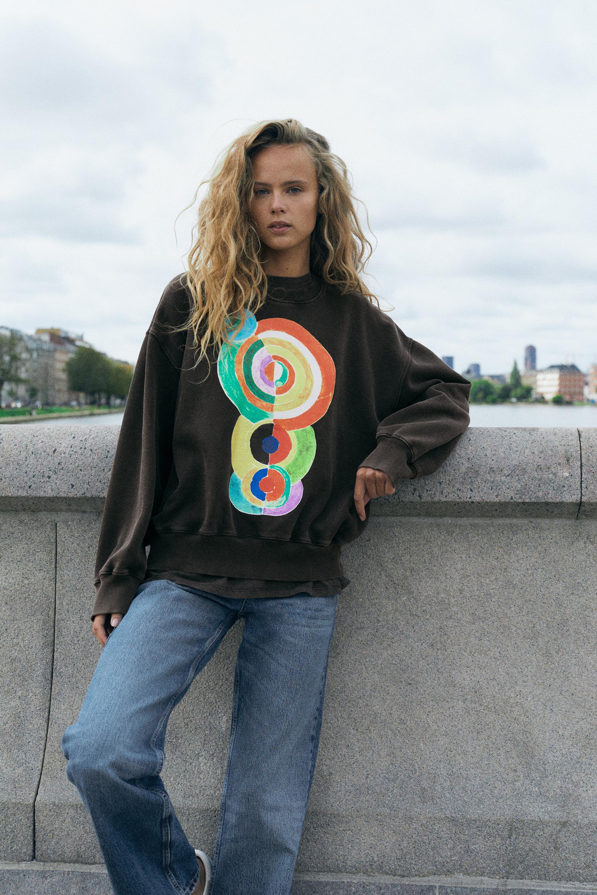 Compare RYTHMES | ROBERT DELAUNAY WASHED SWEATSHIRT | Mall of America®