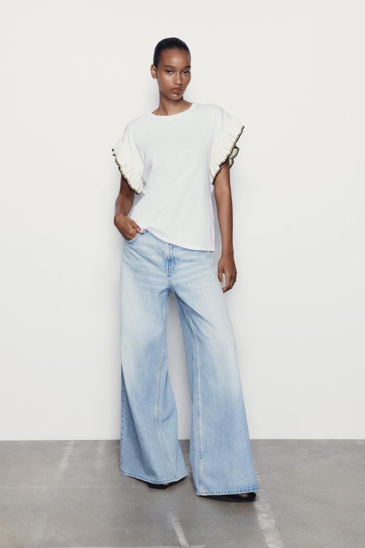 CHUNKY KNIT T-SHIRT WITH RUFFLES