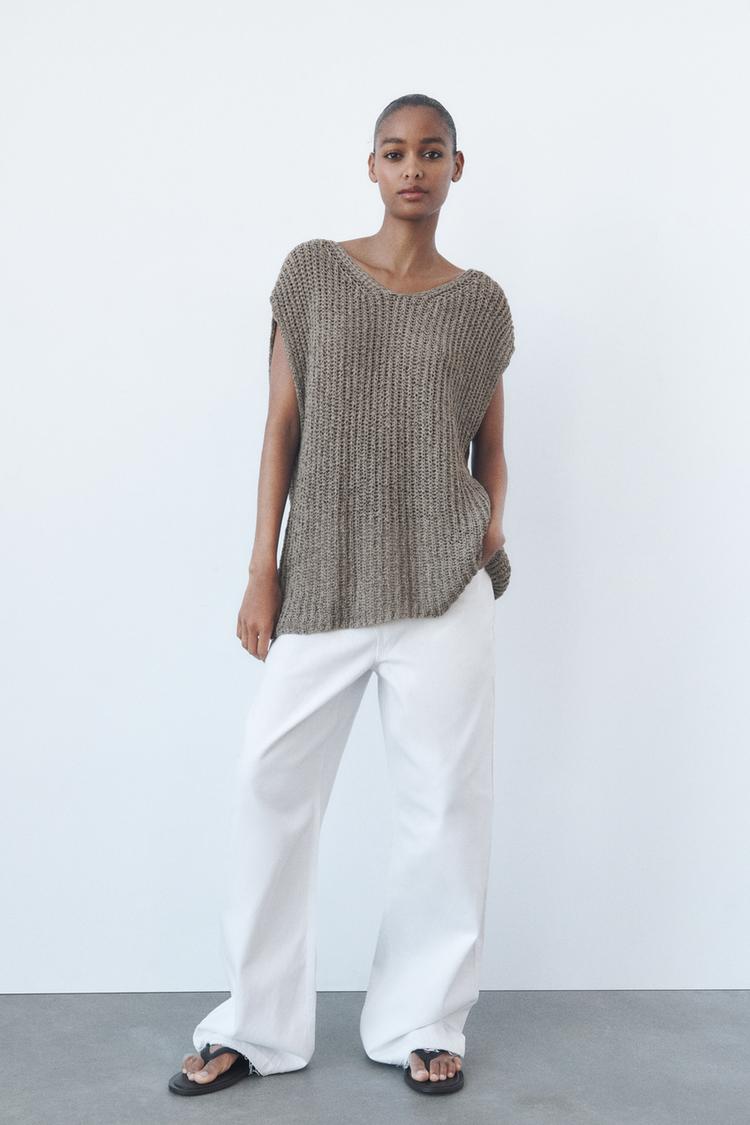 INTERWOVEN KNIT VEST