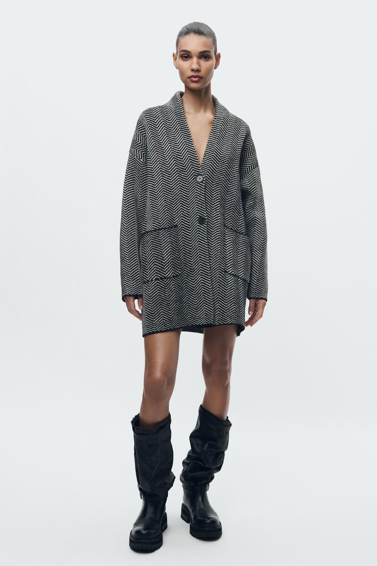 HERRINGBONE KNIT CROPPED COAT