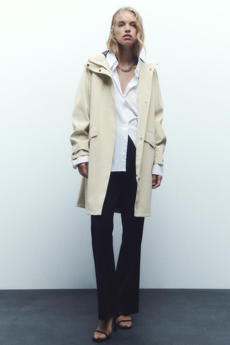 WATER AND WIND PROTECTION RUBBERIZED RAINCOAT