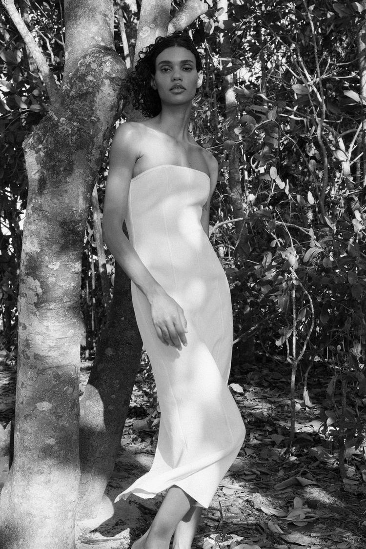 TEXTURED STRAPLESS DRESS