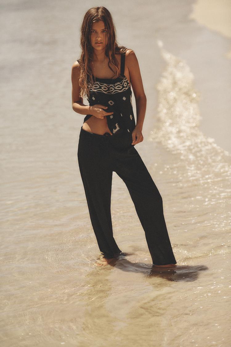 CROPPED STRAIGHT-FIT SATIN TROUSERS