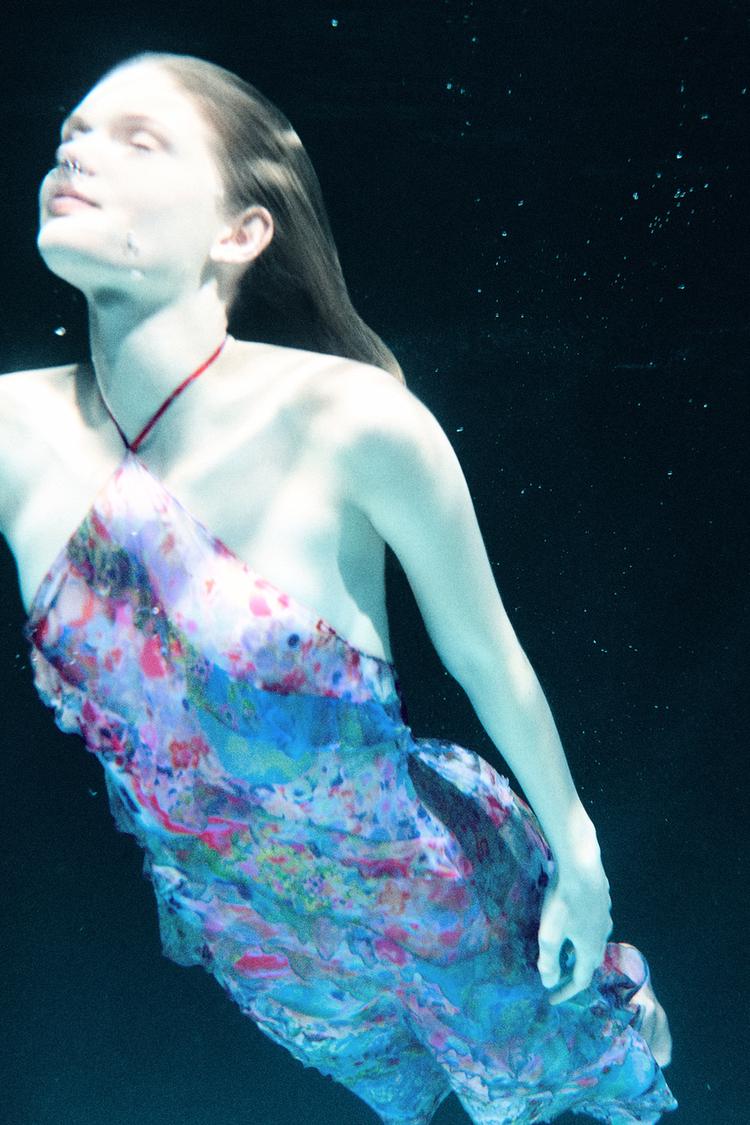 PRINTED DRESS WITH FRILLS