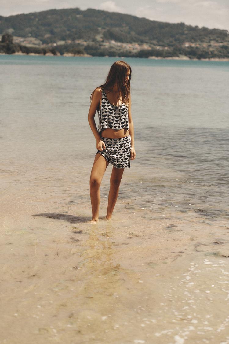 BEADED CROP TOP