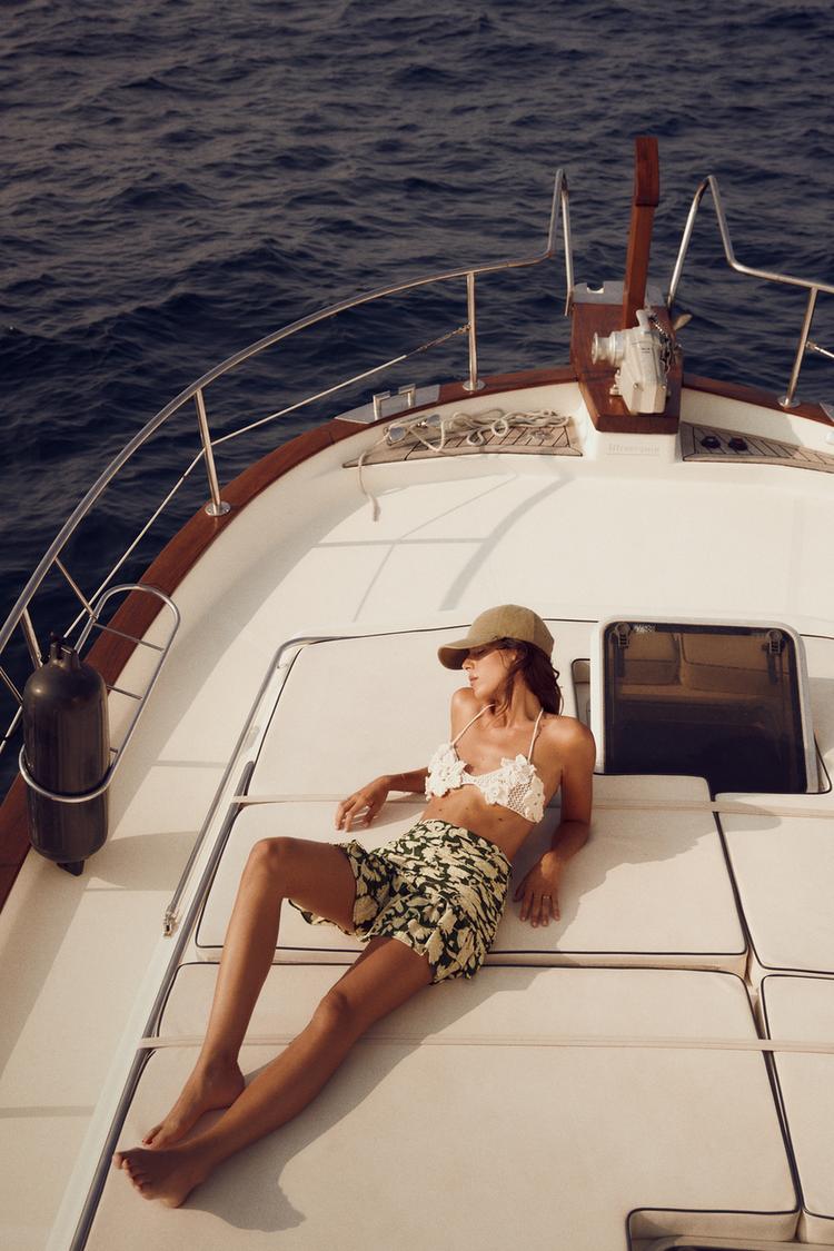 LINEN BLEND FLORAL PRINT MINI SKIRT