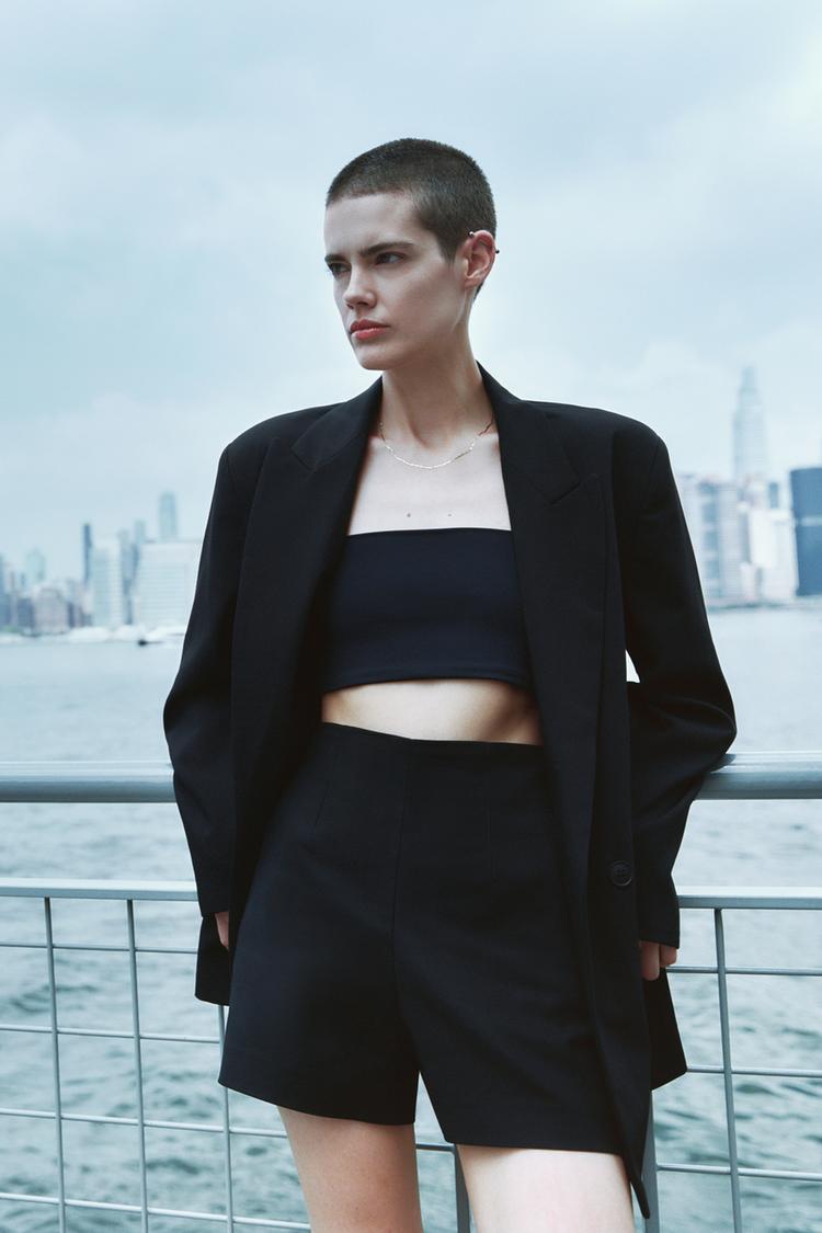 HIGH-WAIST BERMUDA SHORTS