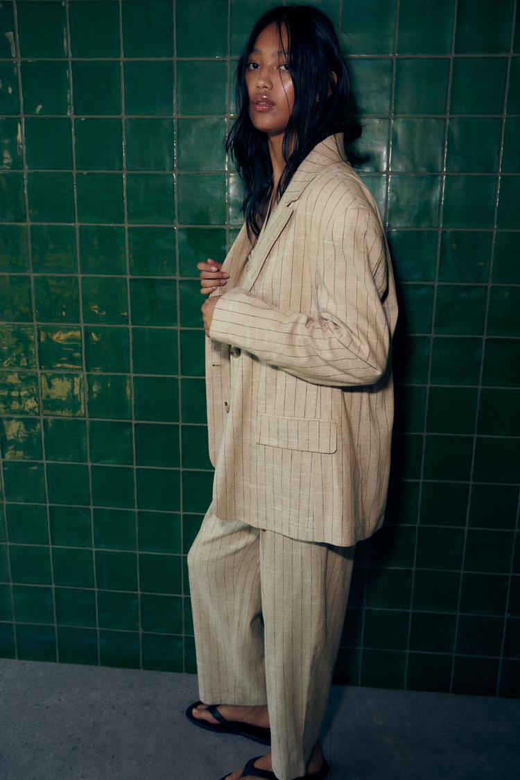 STRIPED TROUSERS WITH DARTS