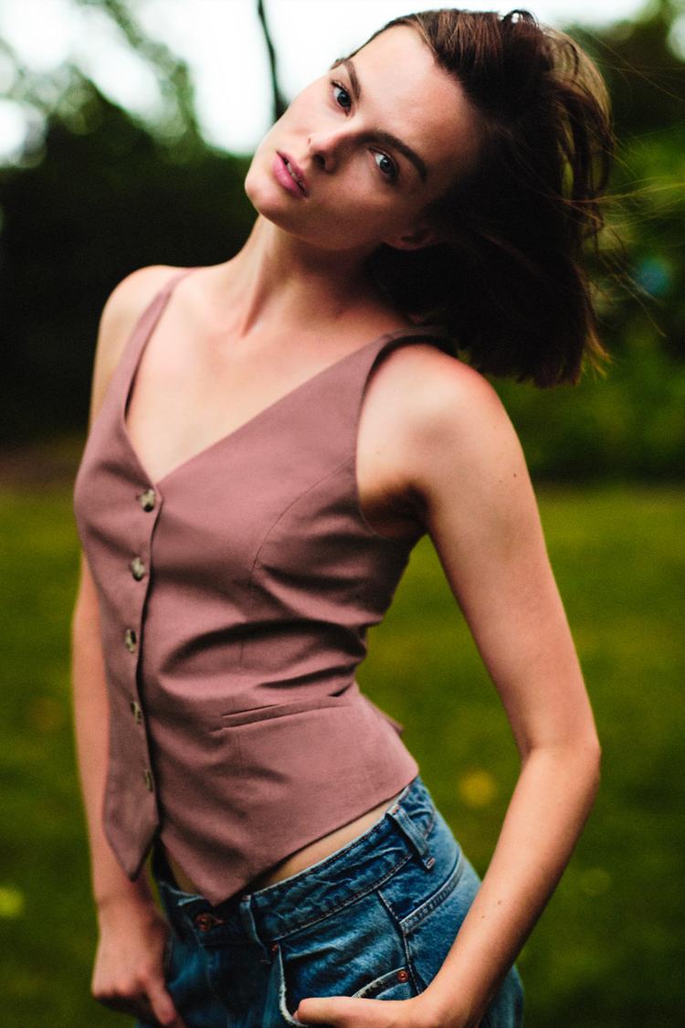 TAILORED LINEN BLEND WAISTCOAT