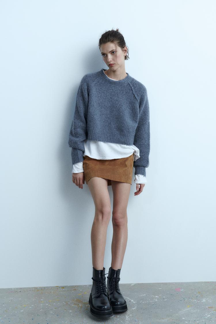 CROPPED COZY KNIT SWEATER