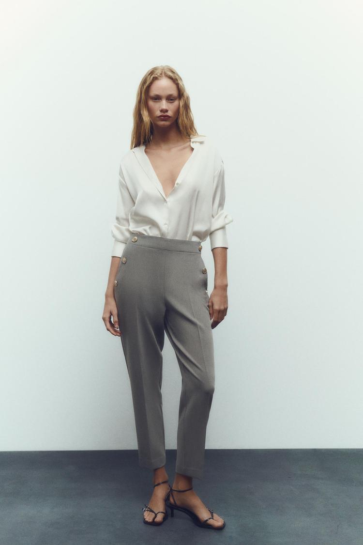 STRAIGHT FIT TROUSERS WITH BUTTONS
