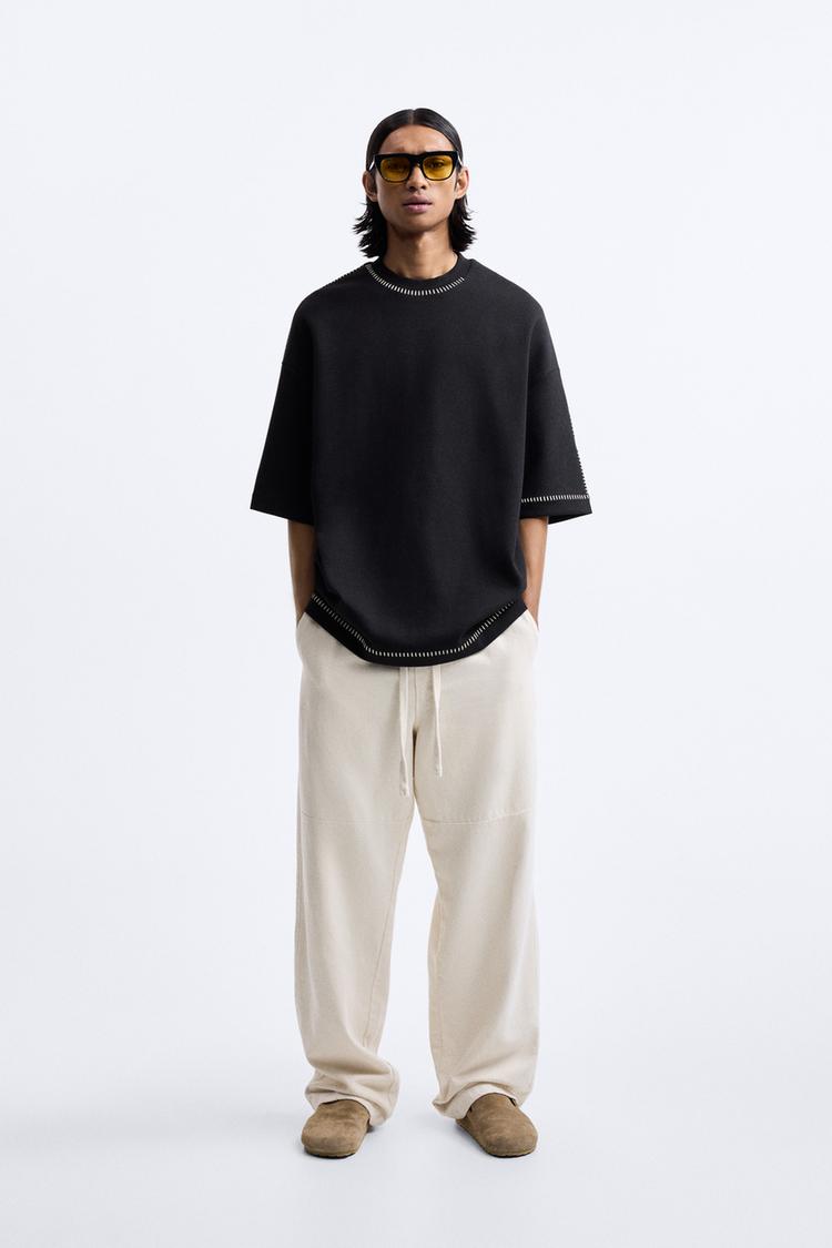 SWEATSHIRT WITH CONTRAST TOPSTITCHING