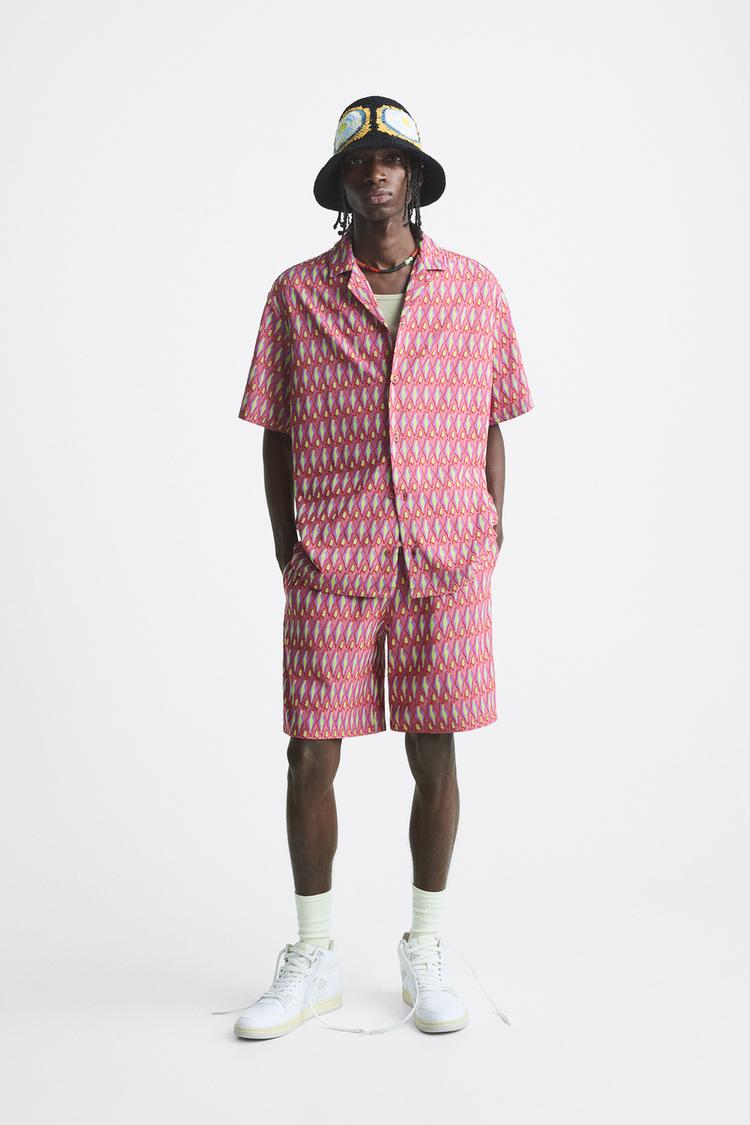 GEOMETRIC JACQUARD KNIT SHIRT