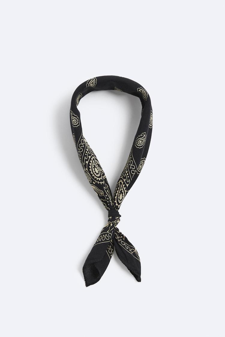 PAISLEY PRINT BANDANNA