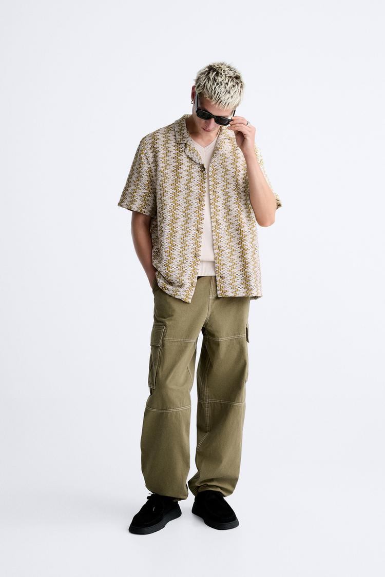 TEXTURED SHIRT WITH GEOMETRIC DESIGN