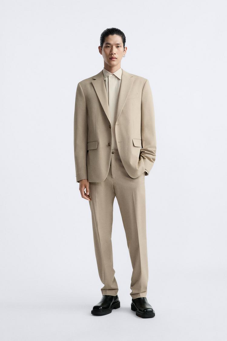 TEXTURED SUIT BLAZER