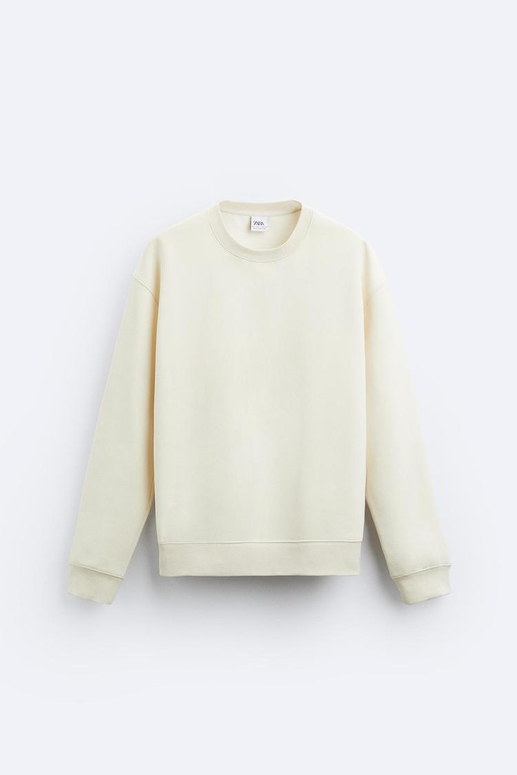 ROUND NECK SWEATSHIRT