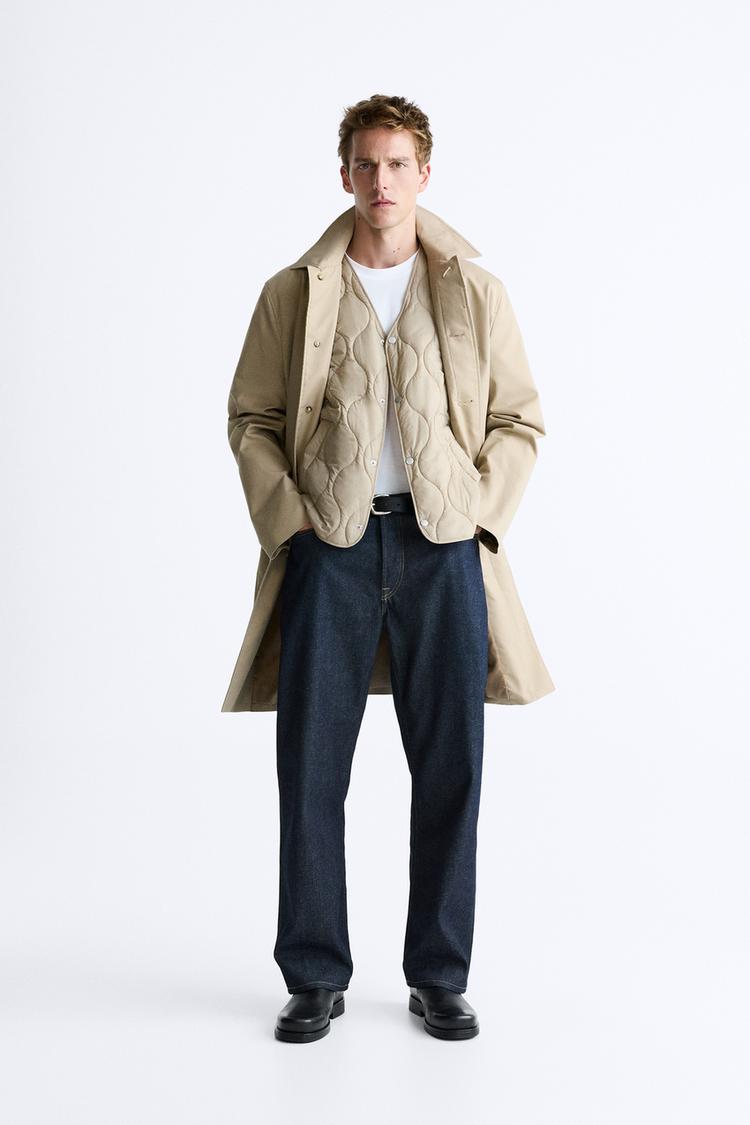 COAT WITH REMOVABLE VEST