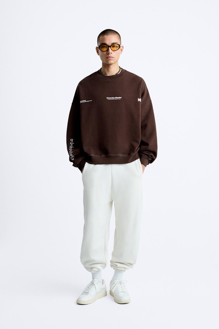 CONTRAST PRINT SWEATSHIRT