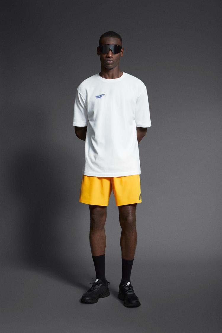 CONTRAST PRINTED T-SHIRT