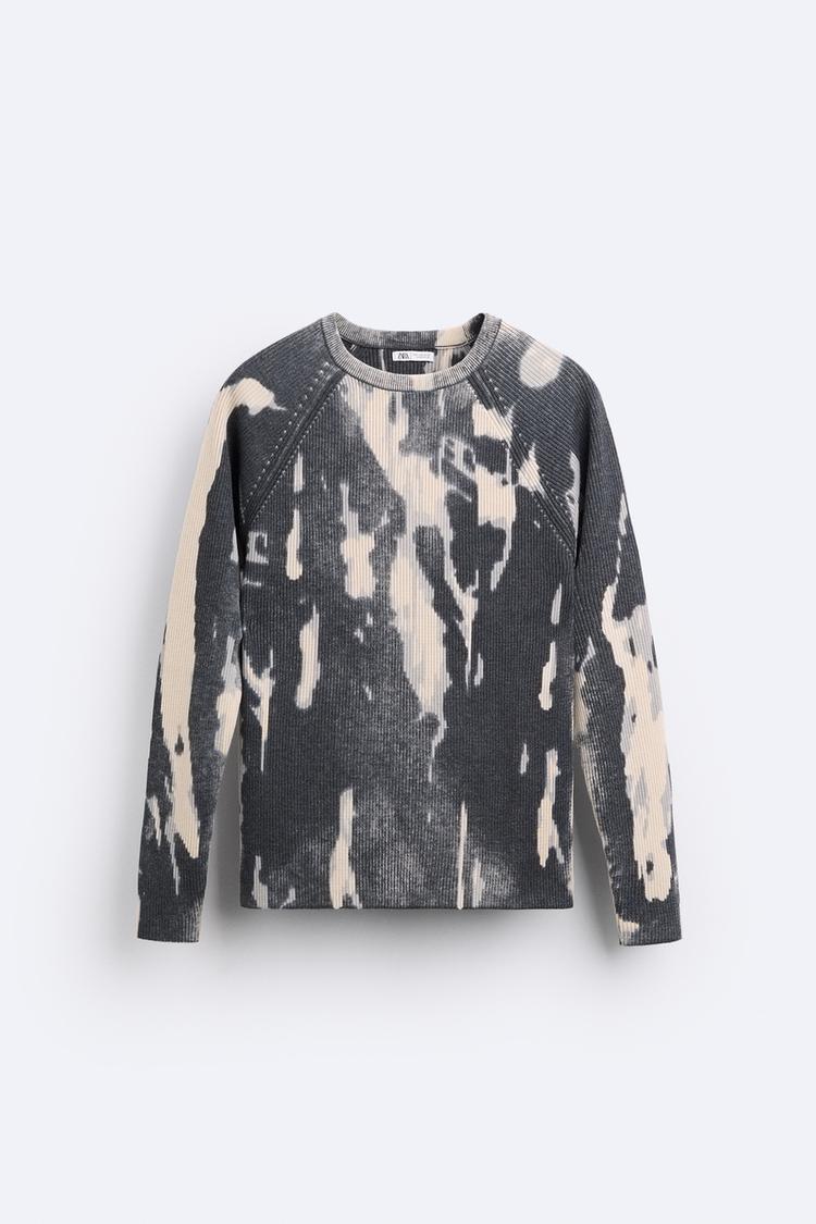 PRINTED KNIT SWEATER