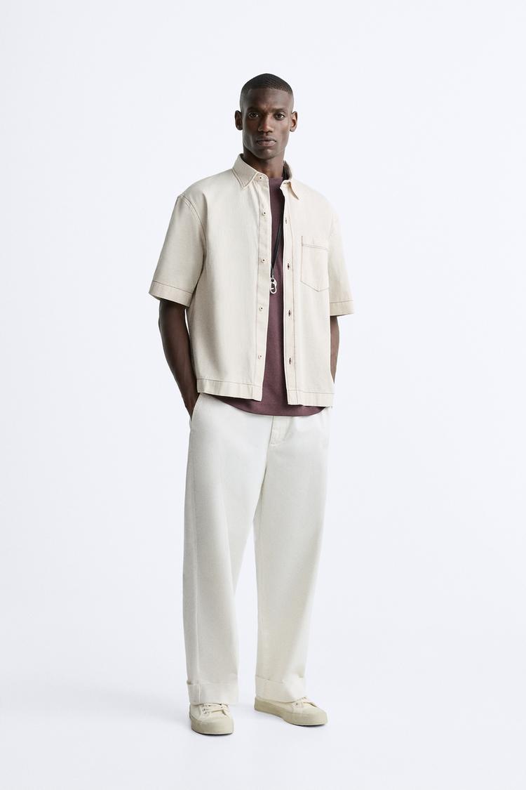 SHIRT WITH CONTRASTING TOPSTITCHING