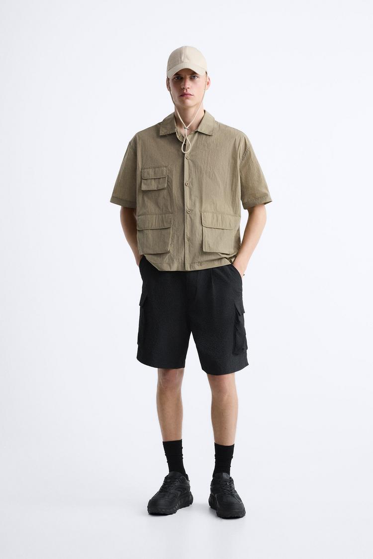 SEERSUCKER CARGO BERMUDA SHORTS